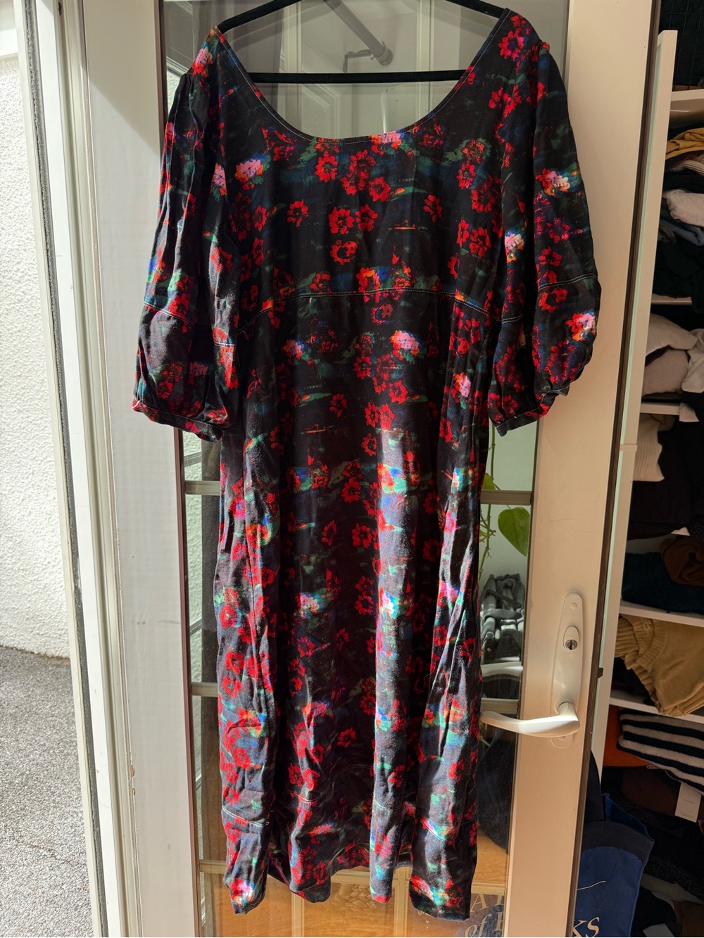 Black Floral Scoop-Neck Midi Dress